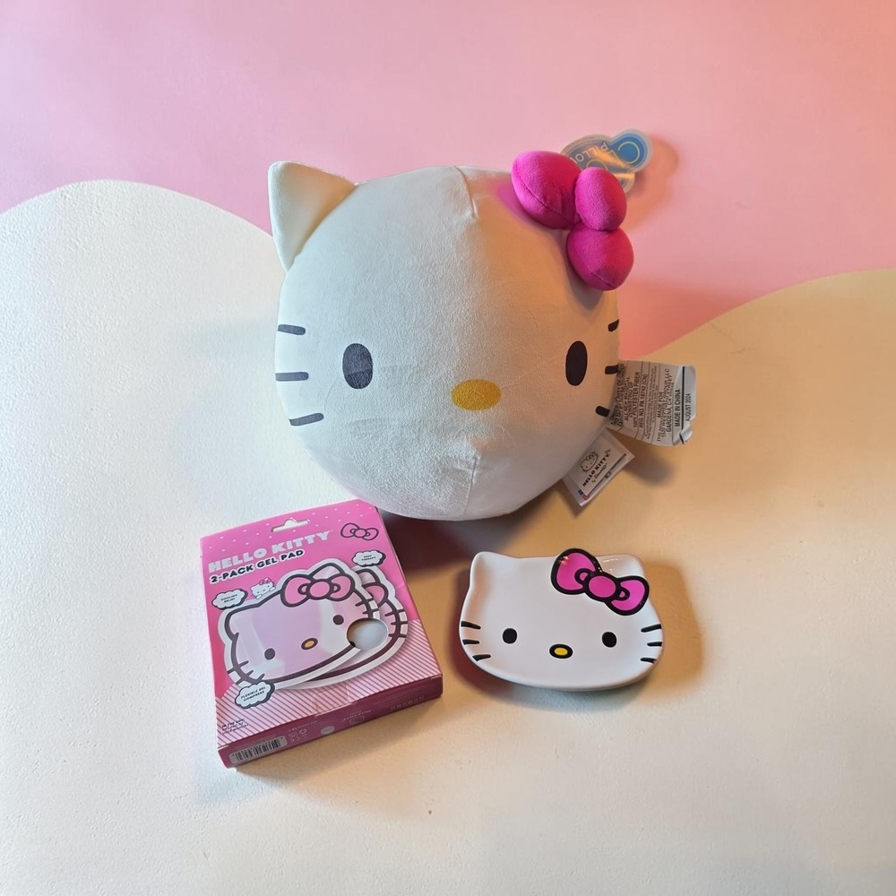 NWT Sanrio Hello Kitty set Travel cloud pillow, hot or cold gel pads & dish